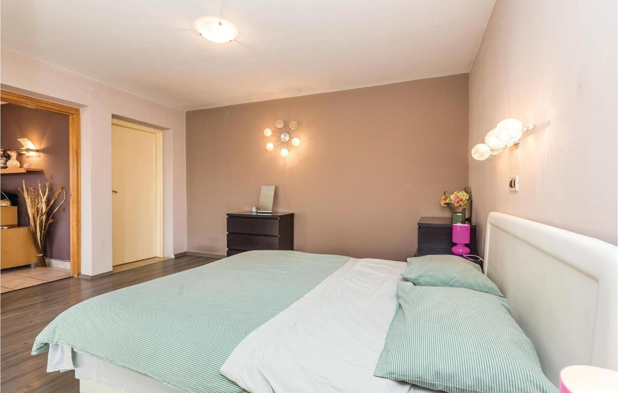 Stunning Apartment In Rijeka With 1 Bedrooms And Wifi Екстериор снимка